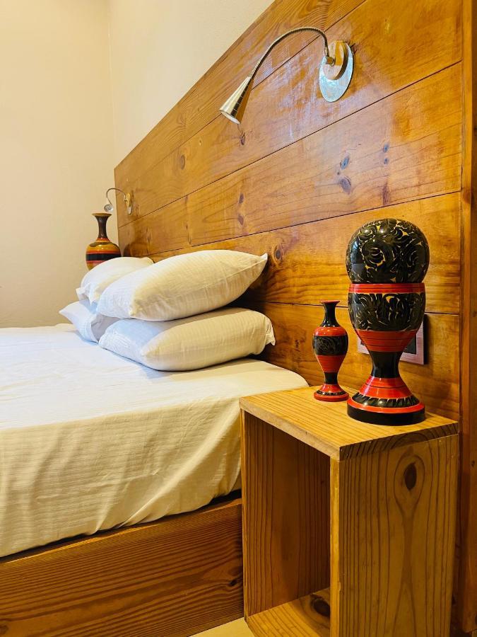 Orimas Retreat Hotell Thulusdhoo Eksteriør bilde